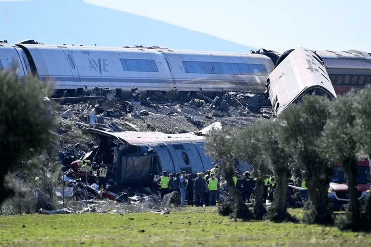 PM Shehbaz offers condolences after deadly Spain train collision