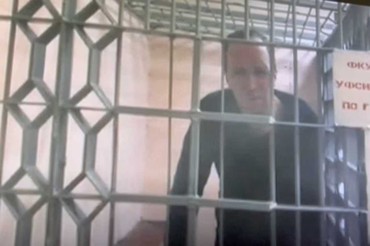 Russia extends detention of US citizen for one month