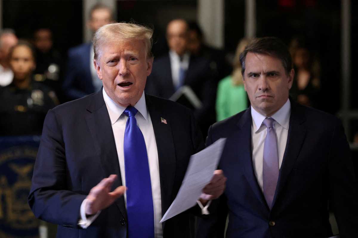 Trump, White House spar over northeast US mystery drones