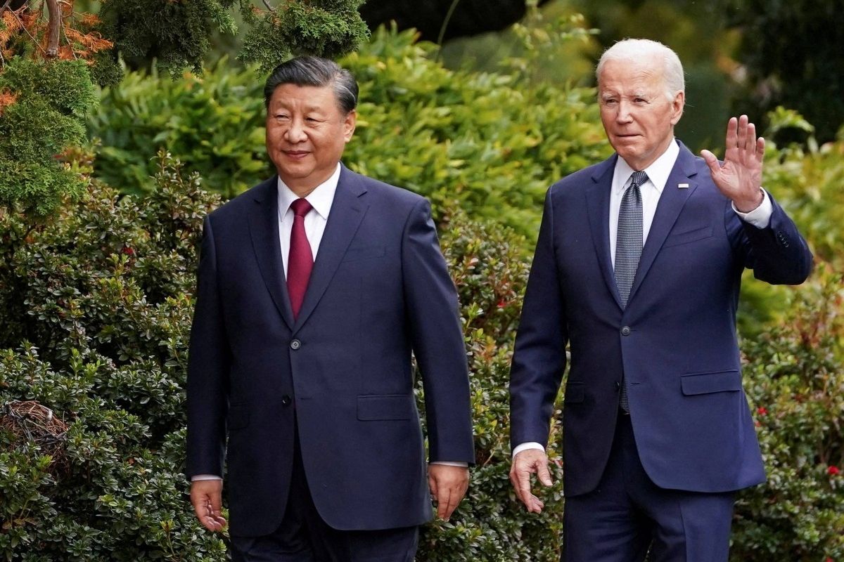 China's Xi arrives in Peru for APEC summit, Biden meeting