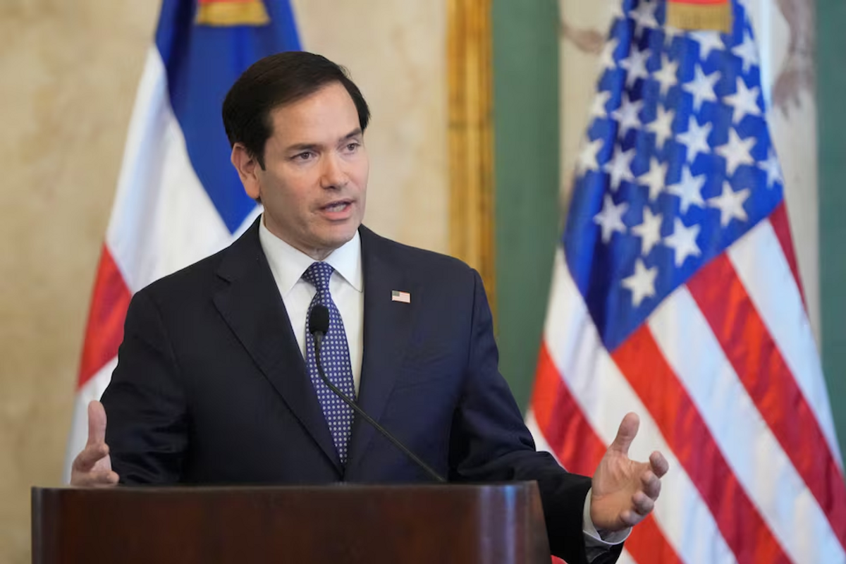 US announces new sanctions against Iran as talks proceed