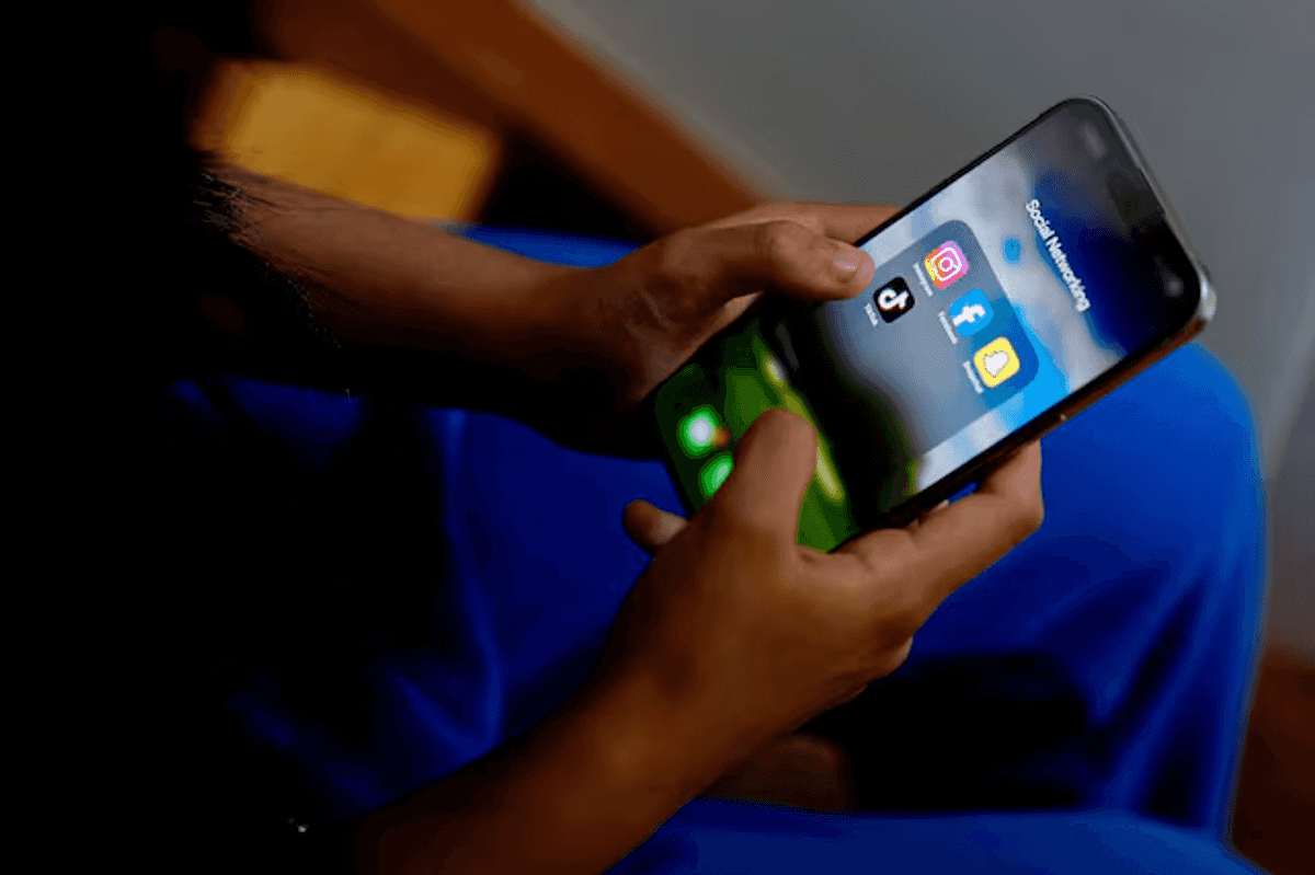 UAE plans gradual rollout of child‑focused social media rules