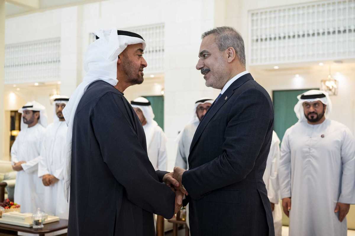 UAE president meets Turkish foreign minister to discuss bilateral ties