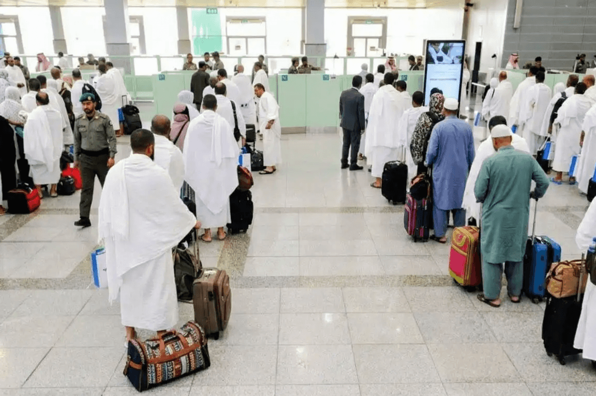 Umrah bookings from UAE fall 50% as pilgrims delay Saudi Arabia trips: report