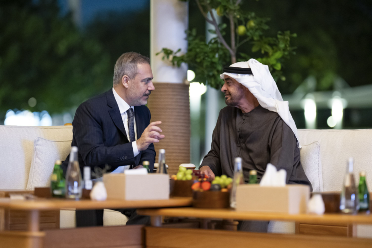 UAE president and Turkish foreign minister discuss bilateral relations and regional developments