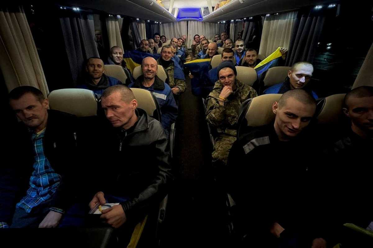 UAE mediates exchange of 300 captives between Russia and Ukraine