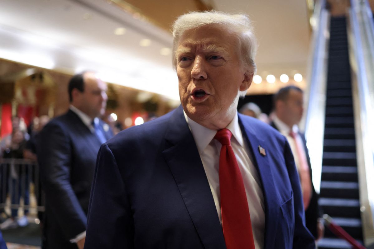Trump's top team: firebrands and stalwarts