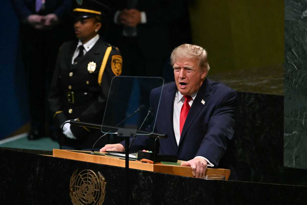 Trump renames AI 'super intelligence' as world leaders clash over regulation