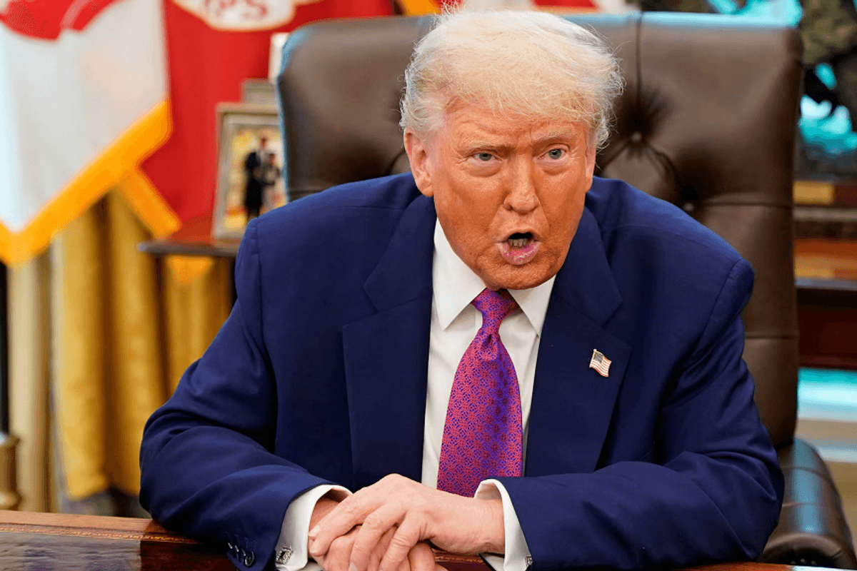 Trump threatens to bomb Oman if it gets in way of Iran deal: report