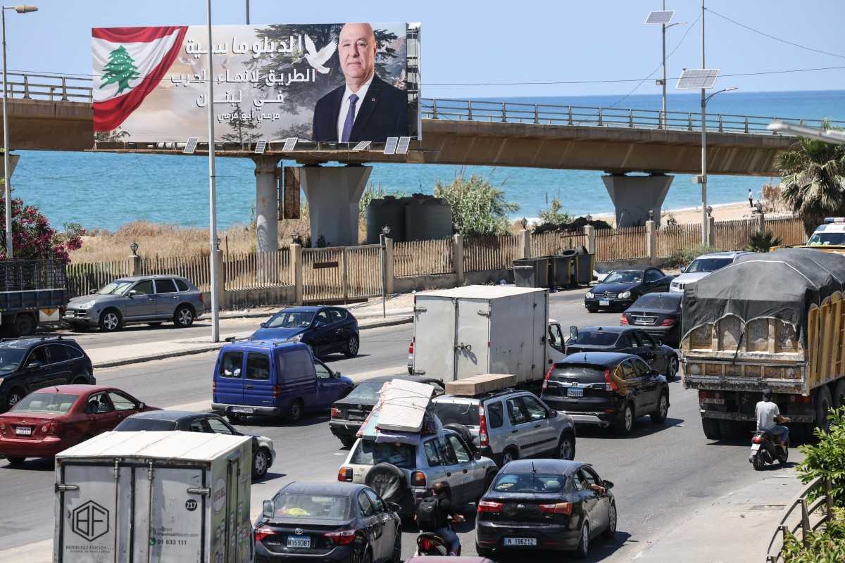 Lebanese president discusses Israel ceasefire with US, Qatari officials