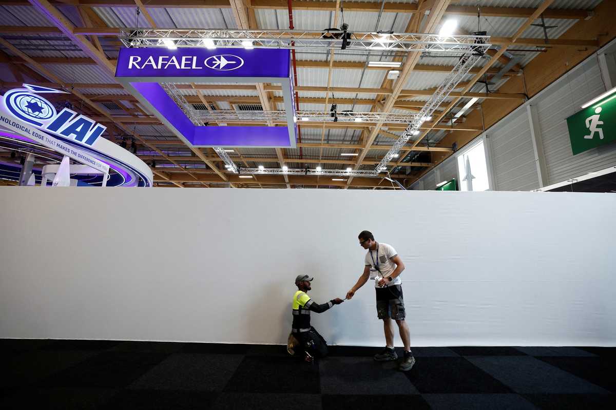 Israel furious as France shuts four weapons stands at Paris Airshow