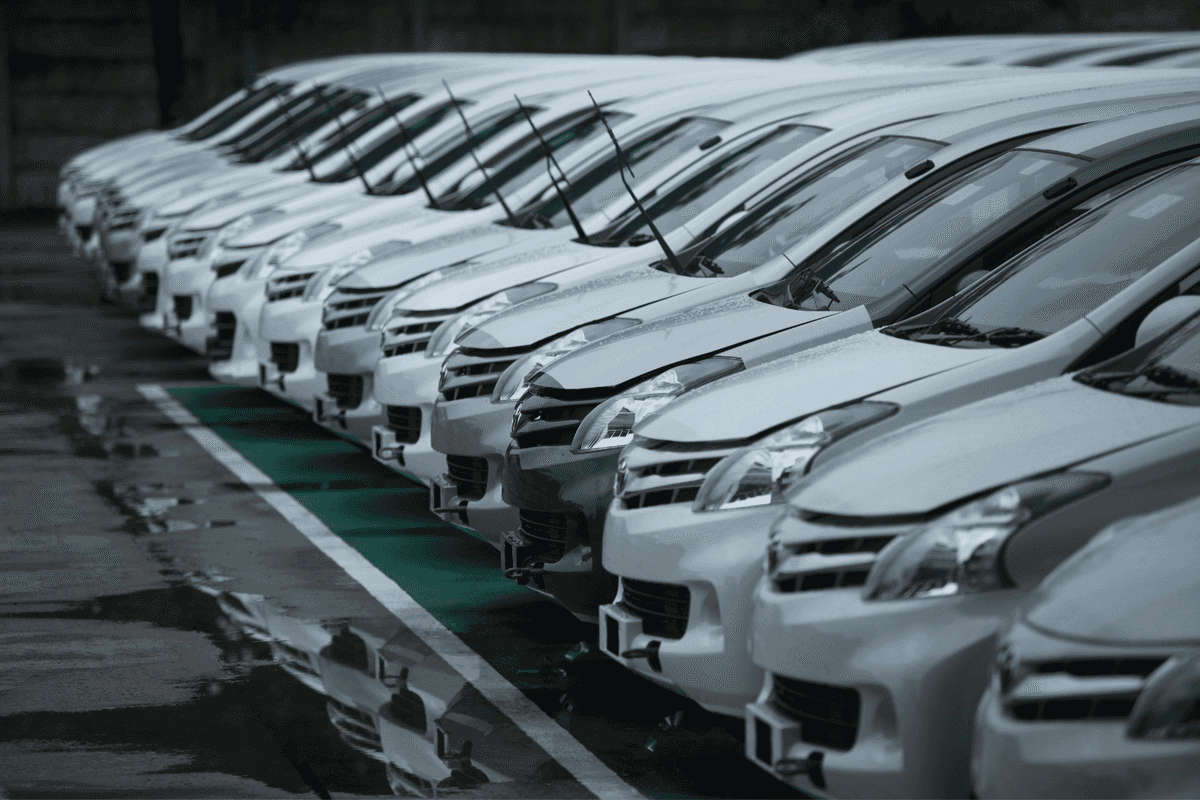 Pakistan car sales dip 11% in Nov after four months of growth