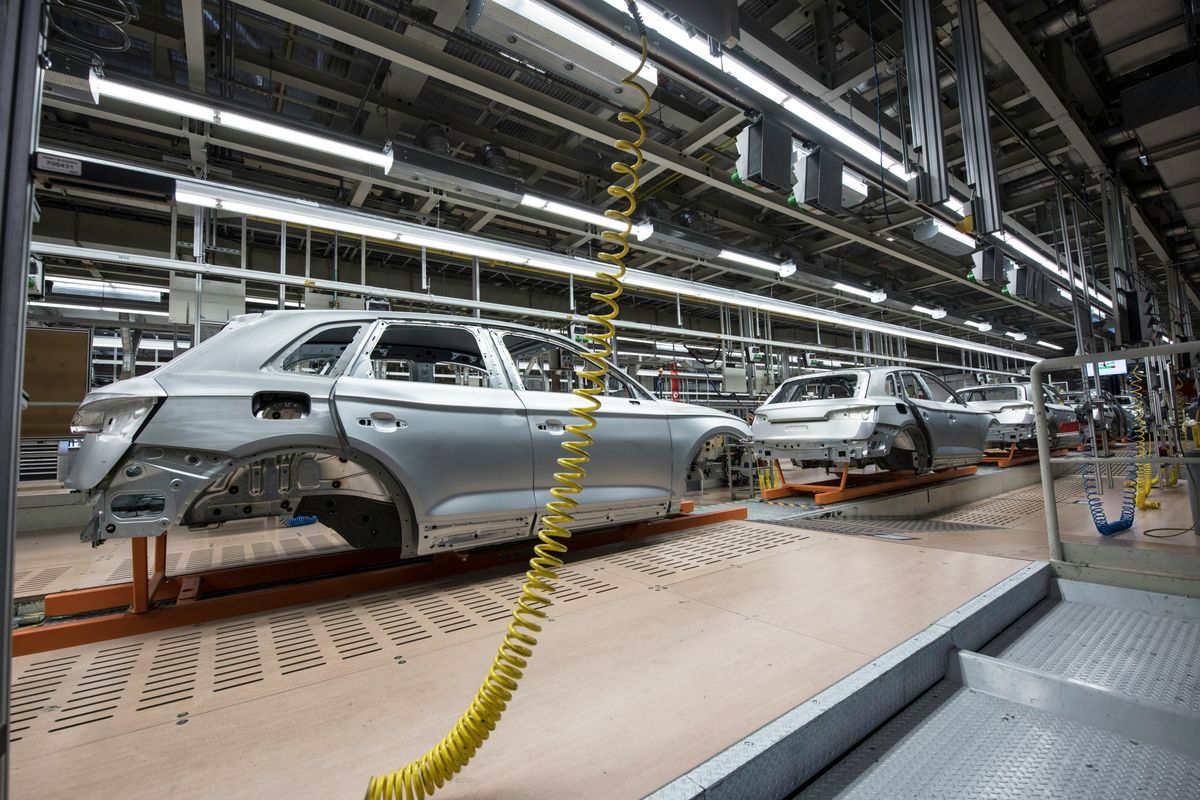 Pakistan’s large-scale manufacturing continues to go downhill