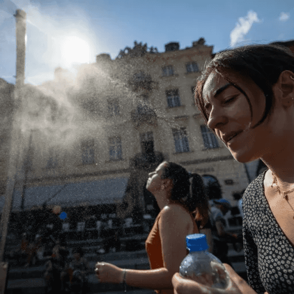 Europe's record heatwave scorches east, pushes toward war-battered Ukraine