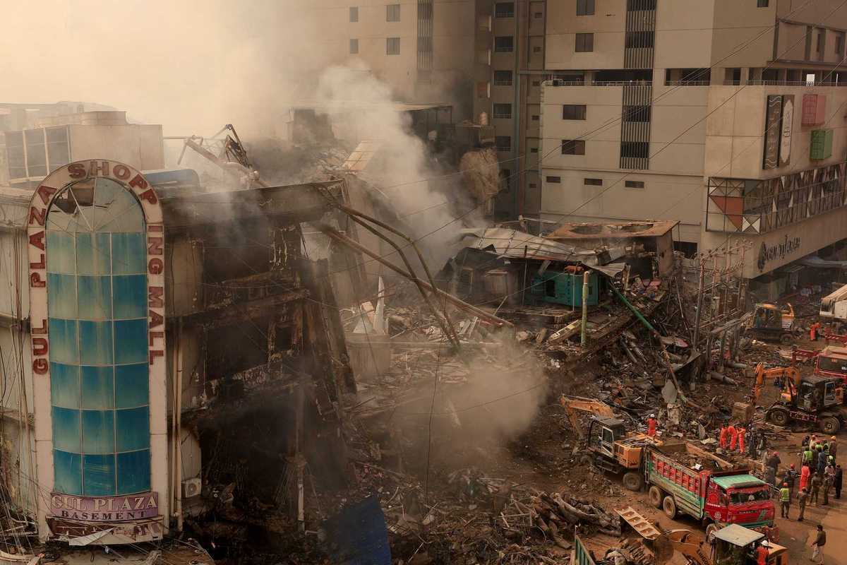 11-year-old among six charged over Karachi's deadly Gul Plaza fire