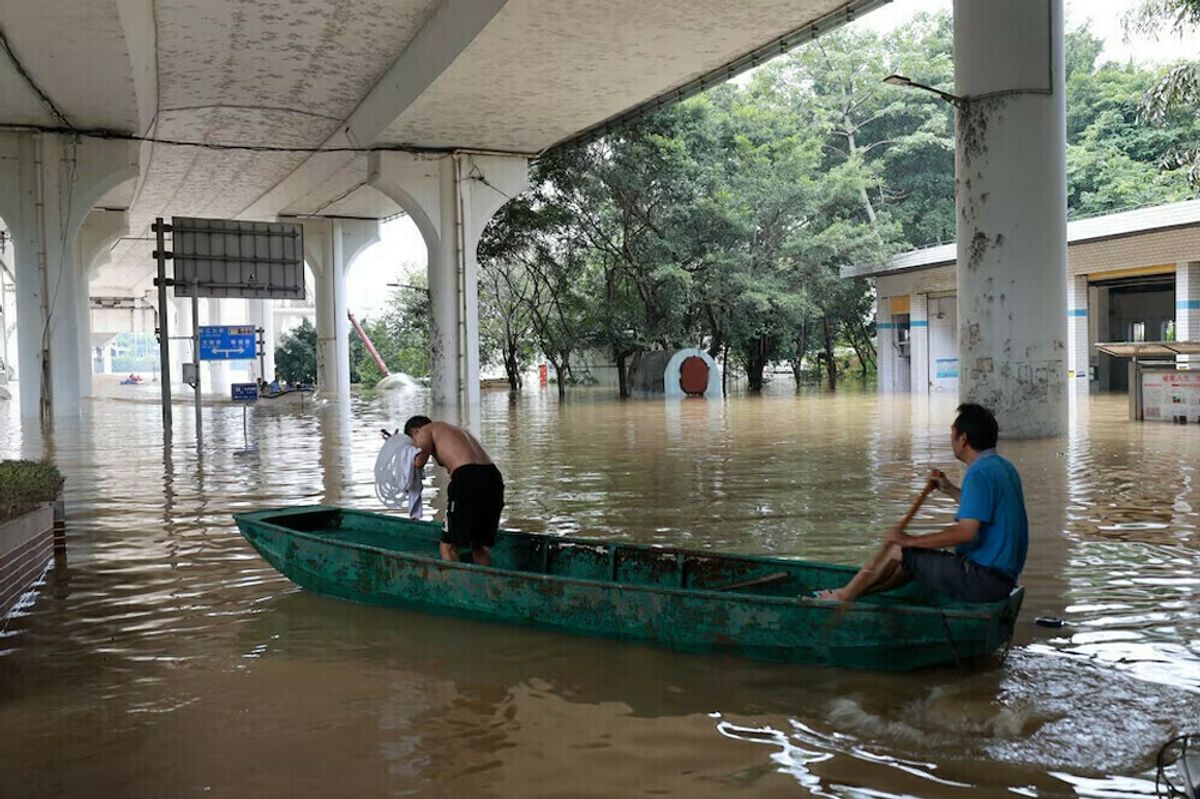 Heavy rains kill 5 in China's south, authorities issue disaster alerts