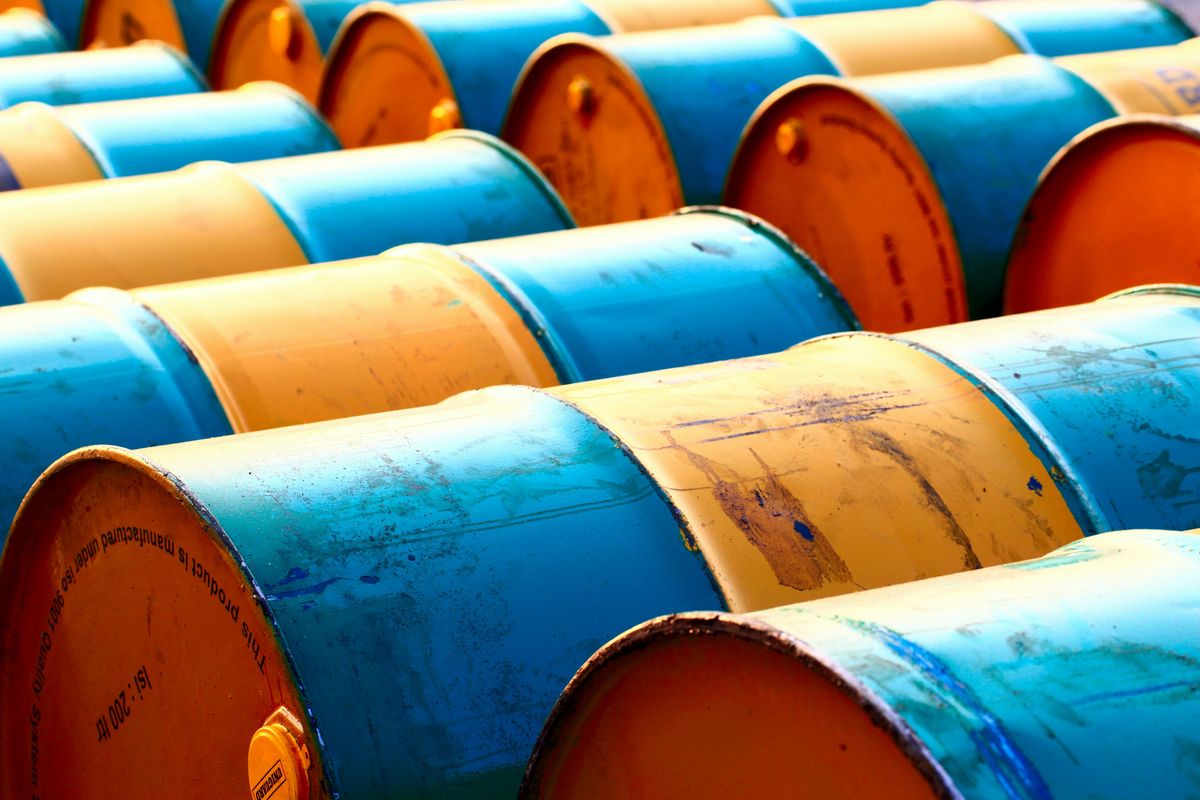 Pakistan fuel oil exports hit record high as domestic use plummets