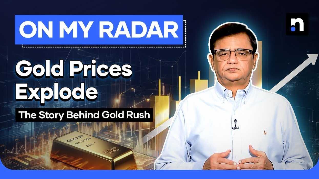 Gold prices soar as nations race to hoard reserves