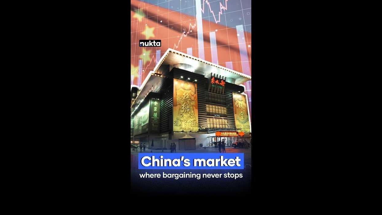 How bargaining works at Beijing’s famous Silk Street Market